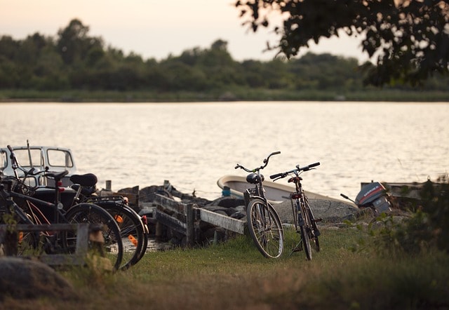 bicycle, lake, nature, outdoors, travel, exploration, bike, boat, river, wharf, bicycle, bicycle, bike, bike, bike, bike, bike