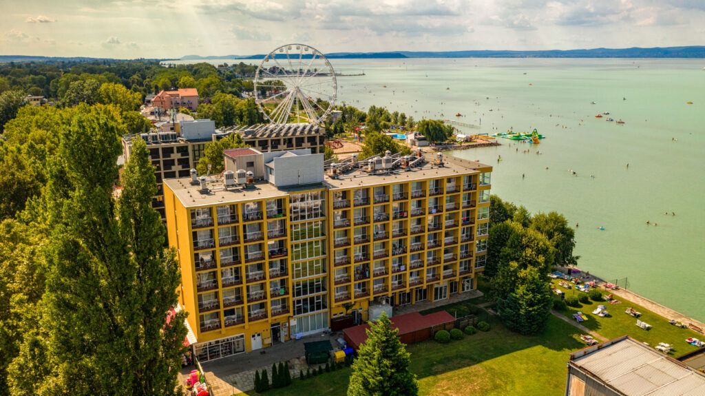Siófok szállás a strand és a Balaton mellett